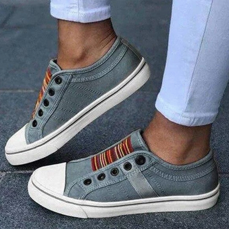 Classic Orthopedic Sneakers with Timeless Style