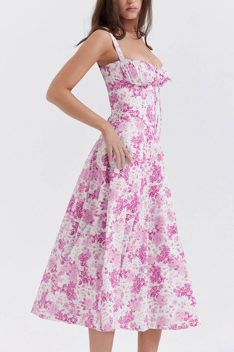 Classic Vintage Dress with a Flattering Fit
