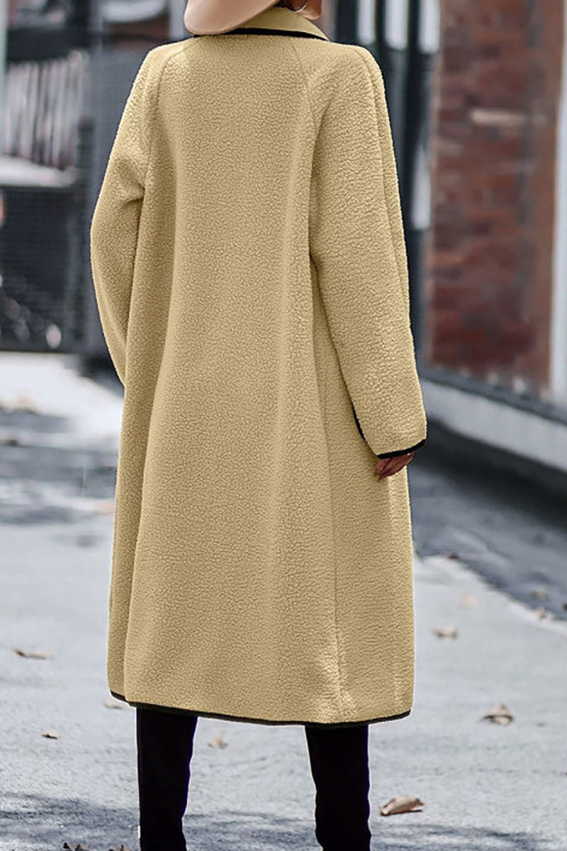 Well Tailored Cardigan with a Graceful Silhouette
