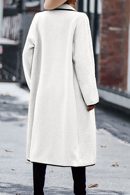 Well Tailored Cardigan with a Graceful Silhouette