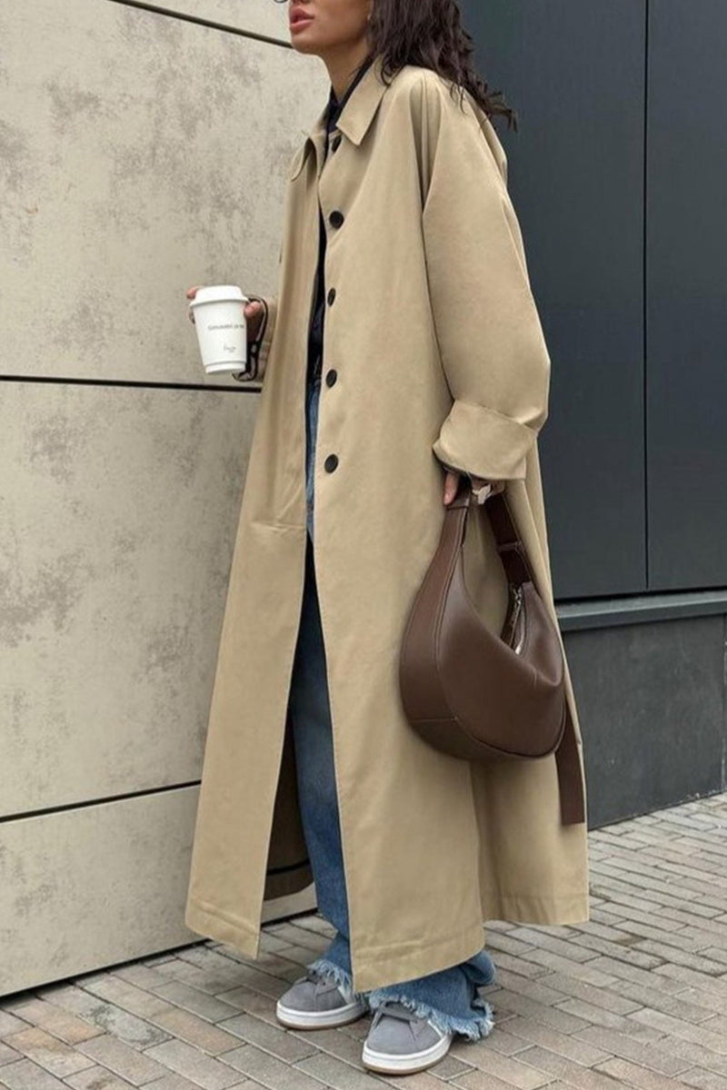 Classic Vintage Coat with a Flattering Fit