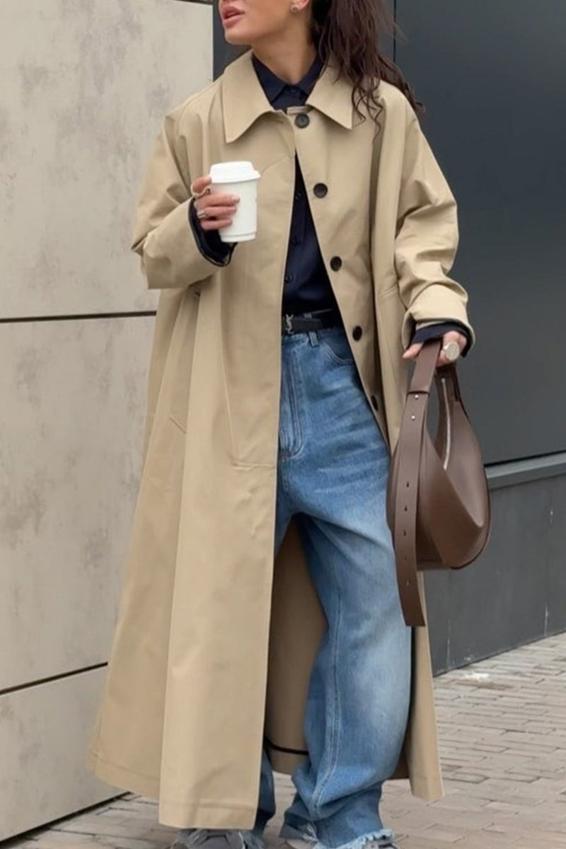 Classic Vintage Coat with a Flattering Fit