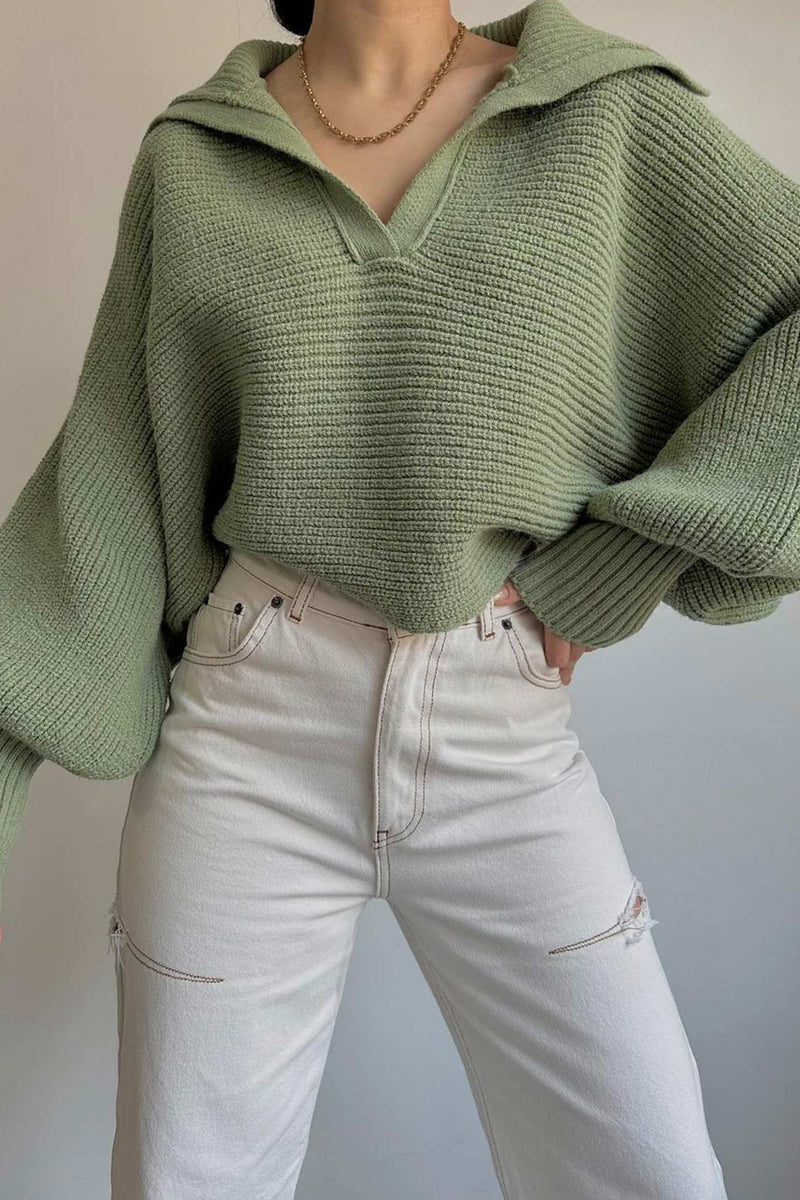 Effortlessly Elegant Sweater with a Timeless Design
