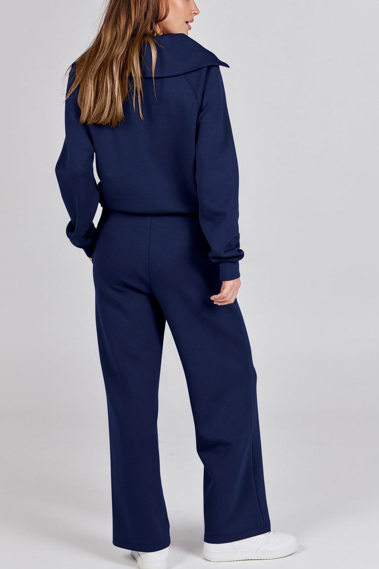 Well Tailored Shirt with a Graceful Silhouette