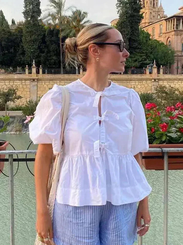 Elegantly Styled Blouse for Everyday Wear