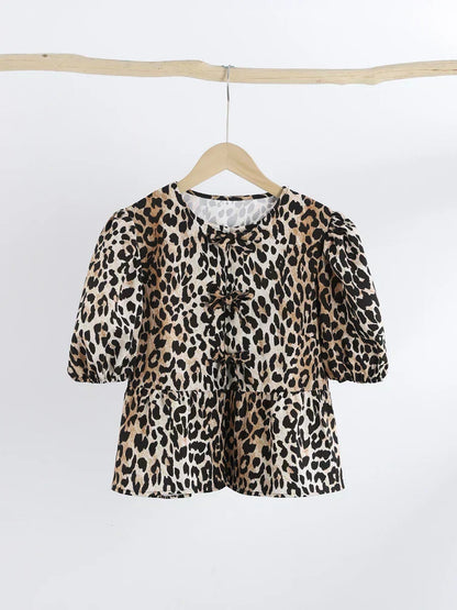 Elegantly Styled Blouse for Everyday Wear