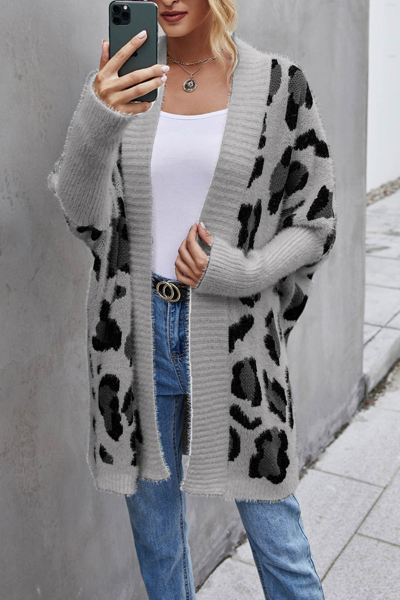 Gracefully Styled Cardigan for Any Occasion