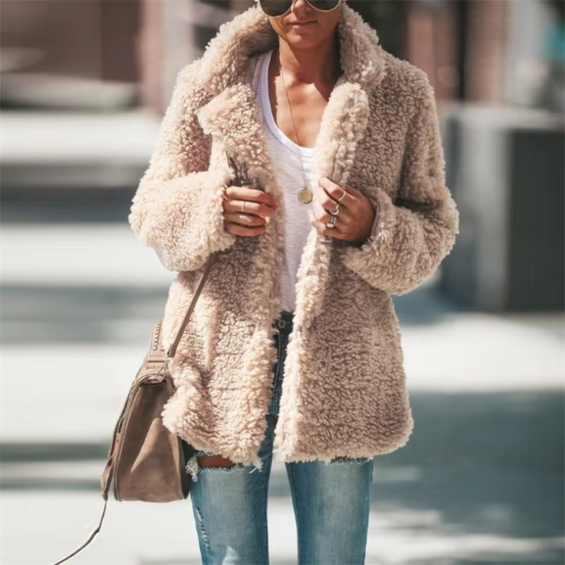 Elegantly Styled Jacket for Everyday Wear
