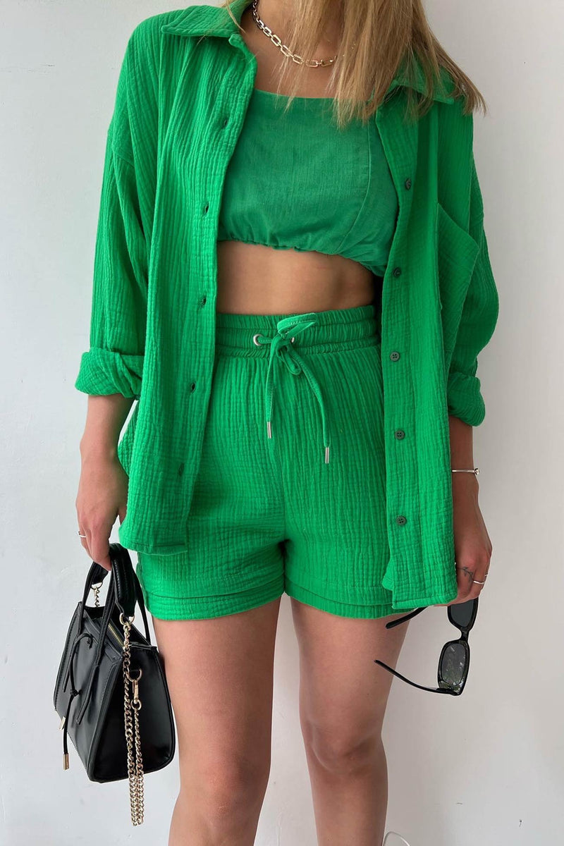 Sophisticated Garment with a Clean Classic Look