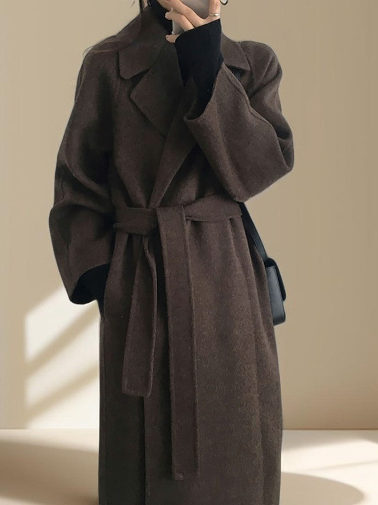 Elegantly Styled Coat for Everyday Wear