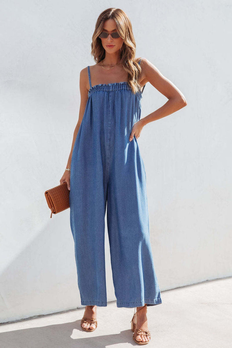 Well Tailored Garment with a Graceful Silhouette