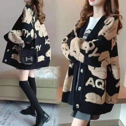 Elegantly Styled Cardigan for Everyday Wear