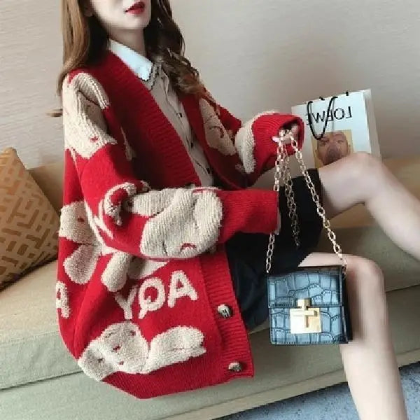 Elegantly Styled Cardigan for Everyday Wear
