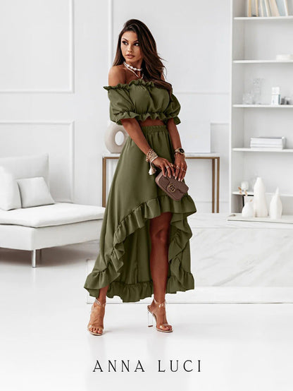 Classic Vintage Garment with a Flattering Fit