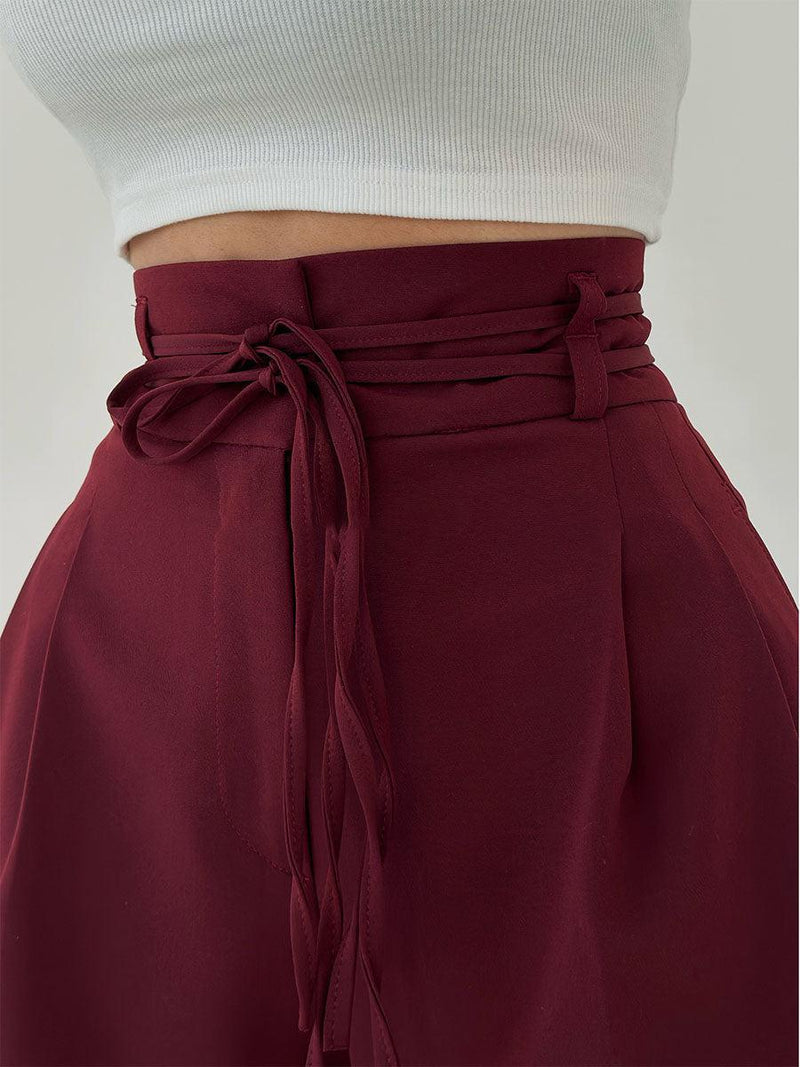 Classic Vintage Trousers with a Flattering Fit