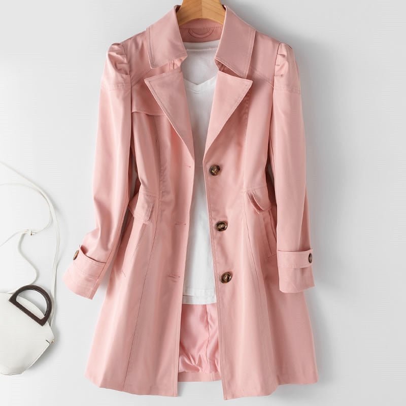 Well Tailored Jacket with a Graceful Silhouette