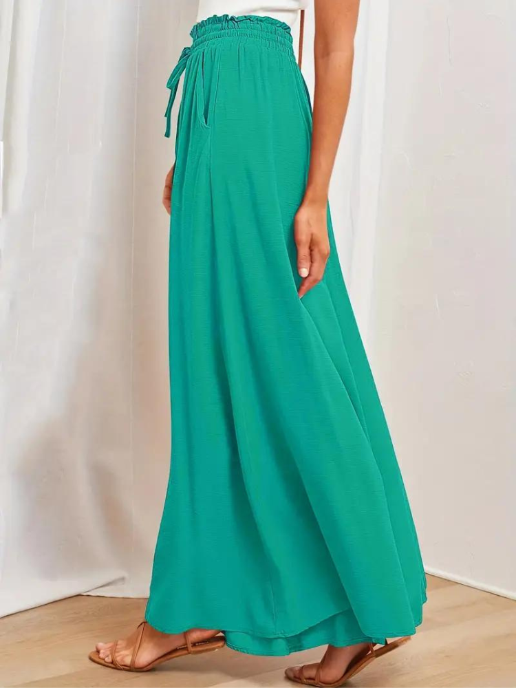 Gracefully Styled Trousers for Any Occasion