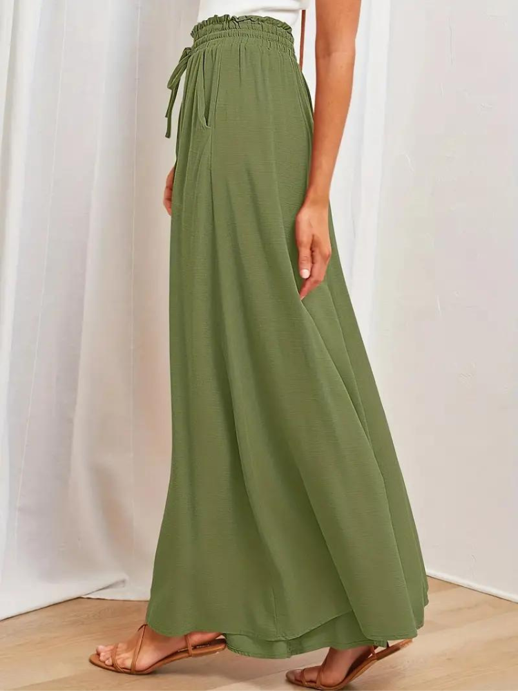 Gracefully Styled Trousers for Any Occasion