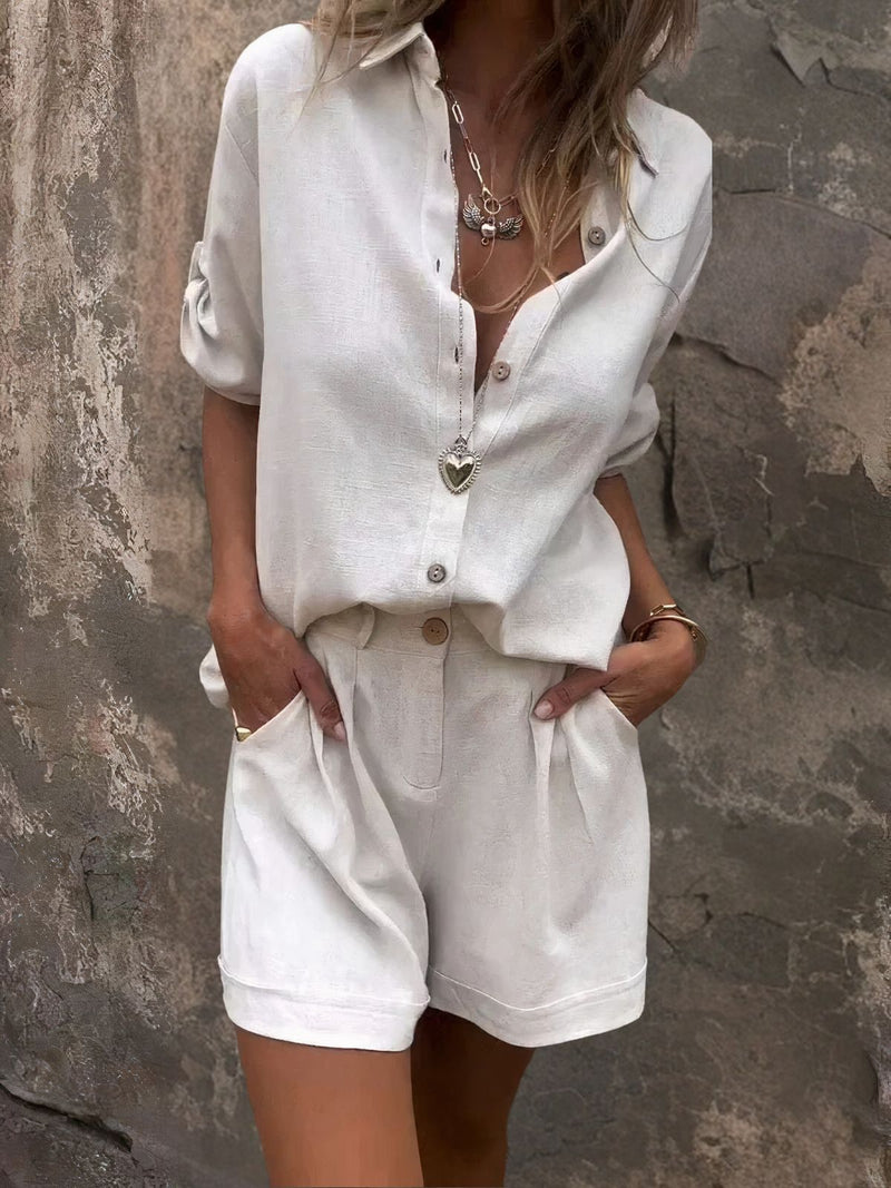 Well Tailored Blouse with a Graceful Silhouette