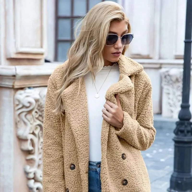 Polished Jacket with an Effortless Classic Look