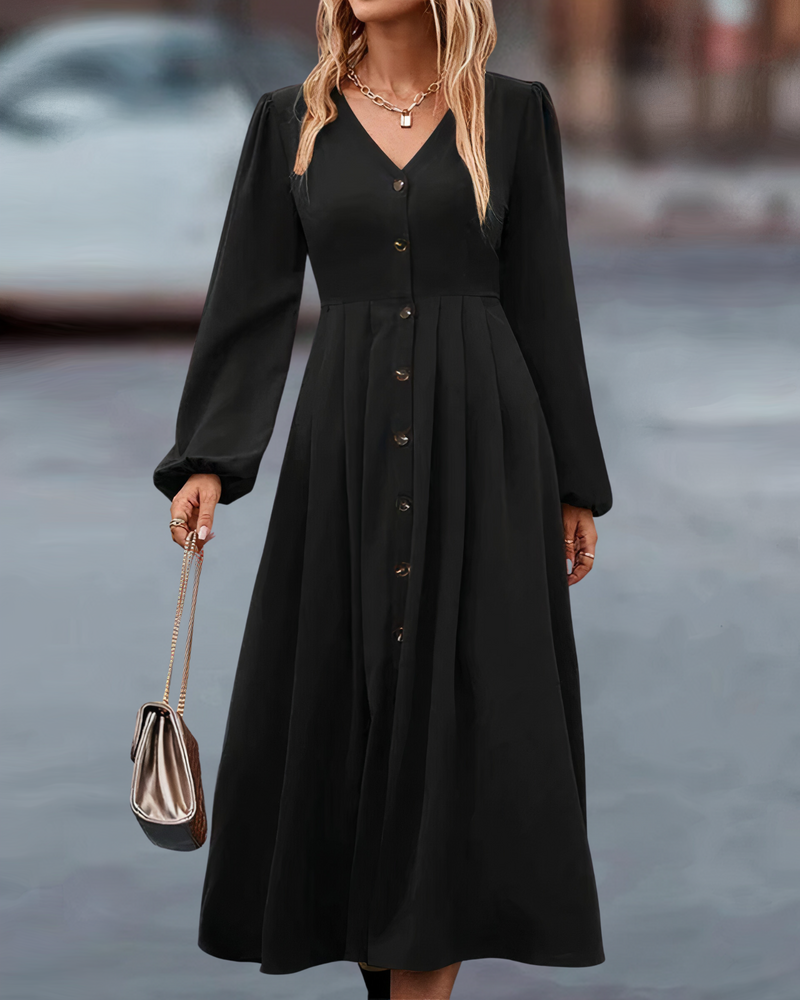 Classic Vintage & Enduringly Stylish Dress