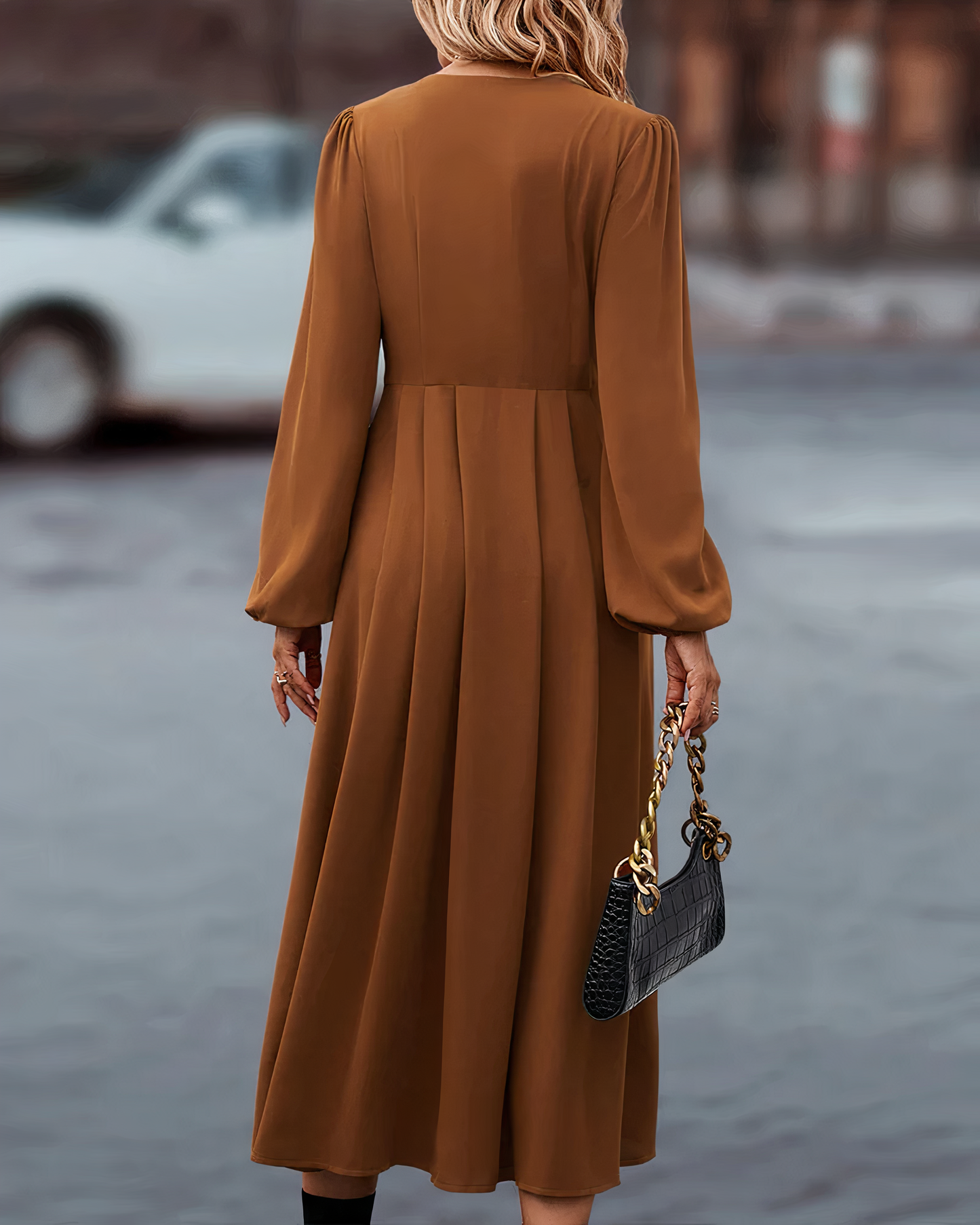 Classic Vintage & Enduringly Stylish Dress