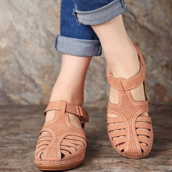 Graceful Orthopedic Sandals for Modern Look