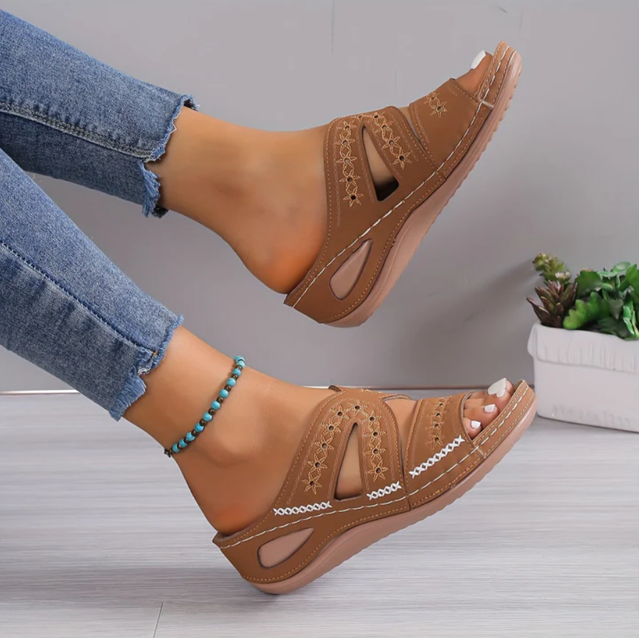 Graceful Orthopedic Shoes for Modern Look