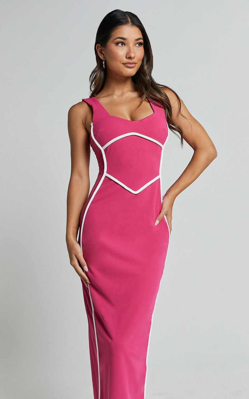 Gracefully Styled Dress for Any Occasion