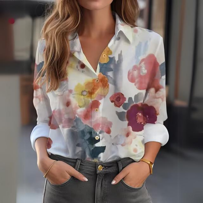 Well Tailored Blouse with a Graceful Silhouette