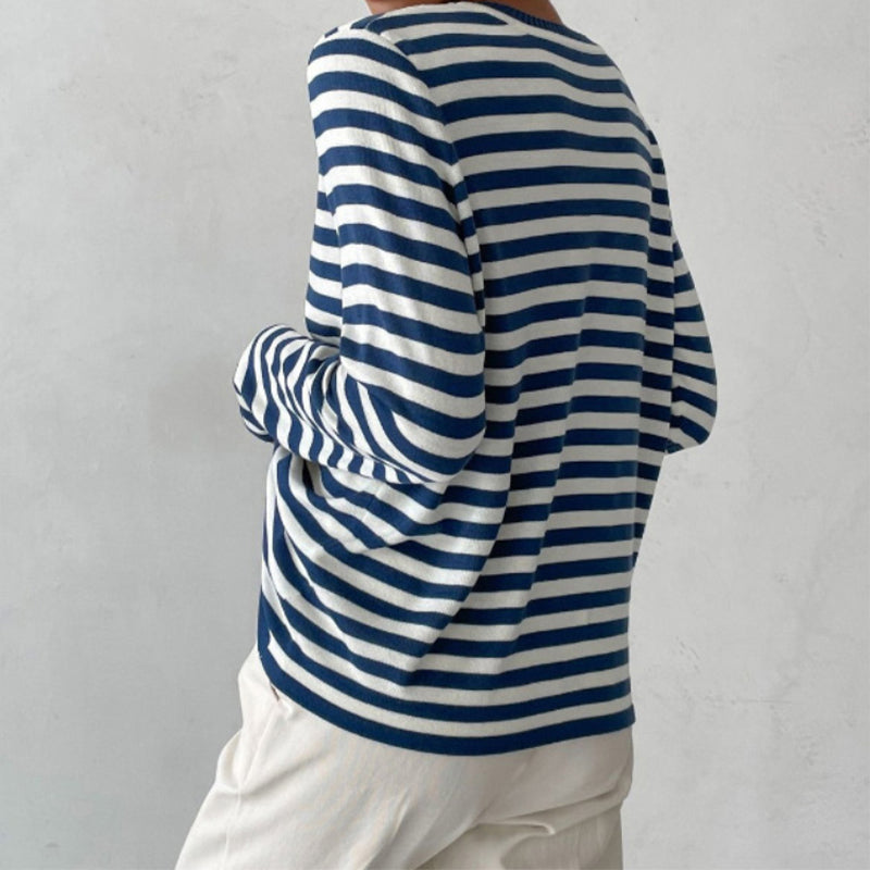 Sophisticated Blouse with a Clean Classic Look