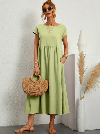 Classic Vintage Dress with a Flattering Fit