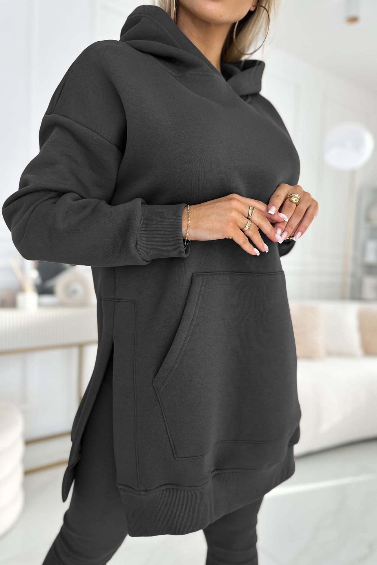Well Tailored Garment with a Graceful Silhouette
