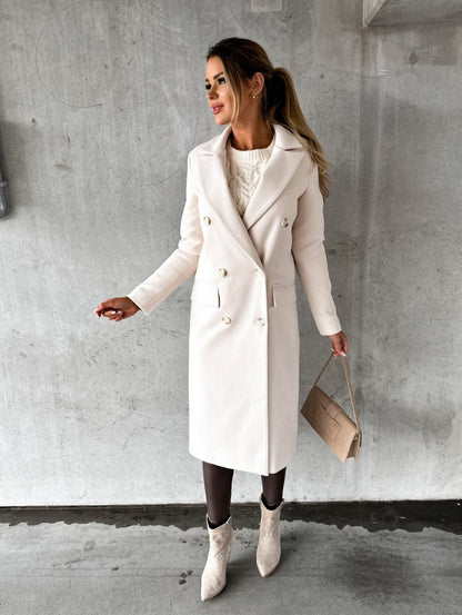 Classic Vintage Jacket with a Flattering Fit