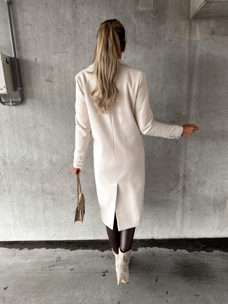 Polished Coat with an Effortless Classic Look