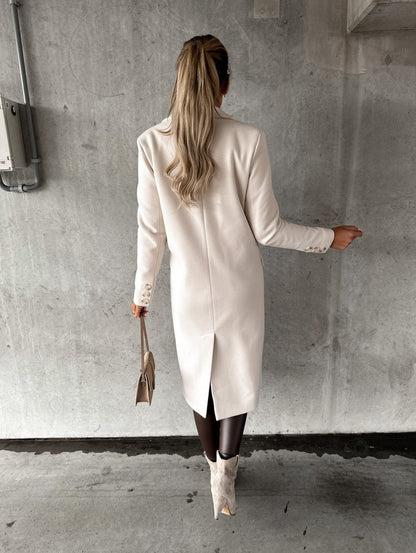 Beautifully Crafted Coat in a Classic Style