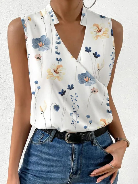Sophisticated Blouse with a Clean Classic Look