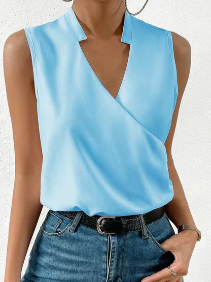 Sophisticated Blouse with a Clean Classic Look