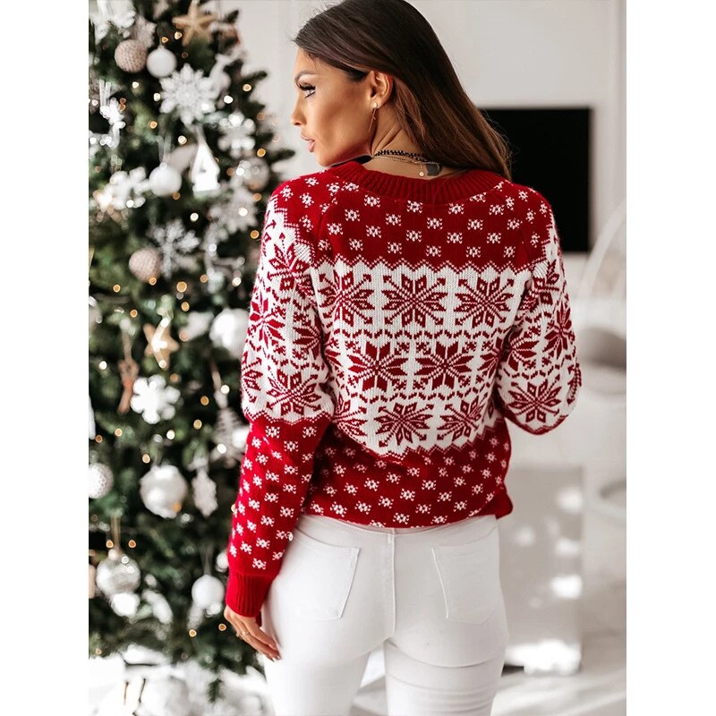 Effortlessly Elegant Sweater with a Timeless Design