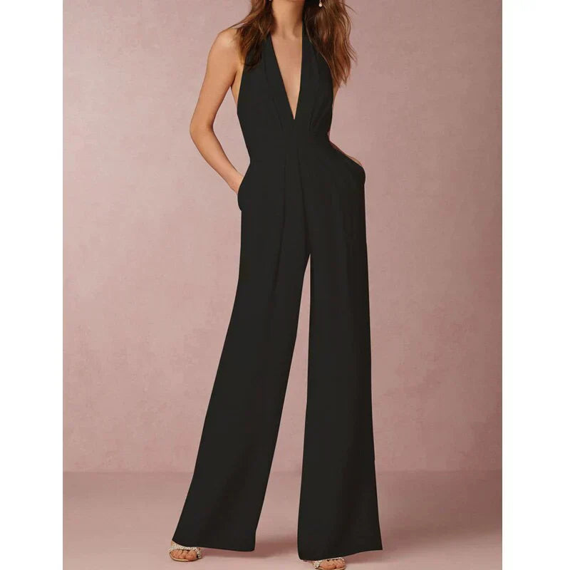 Sophisticated Garment with a Clean Classic Look