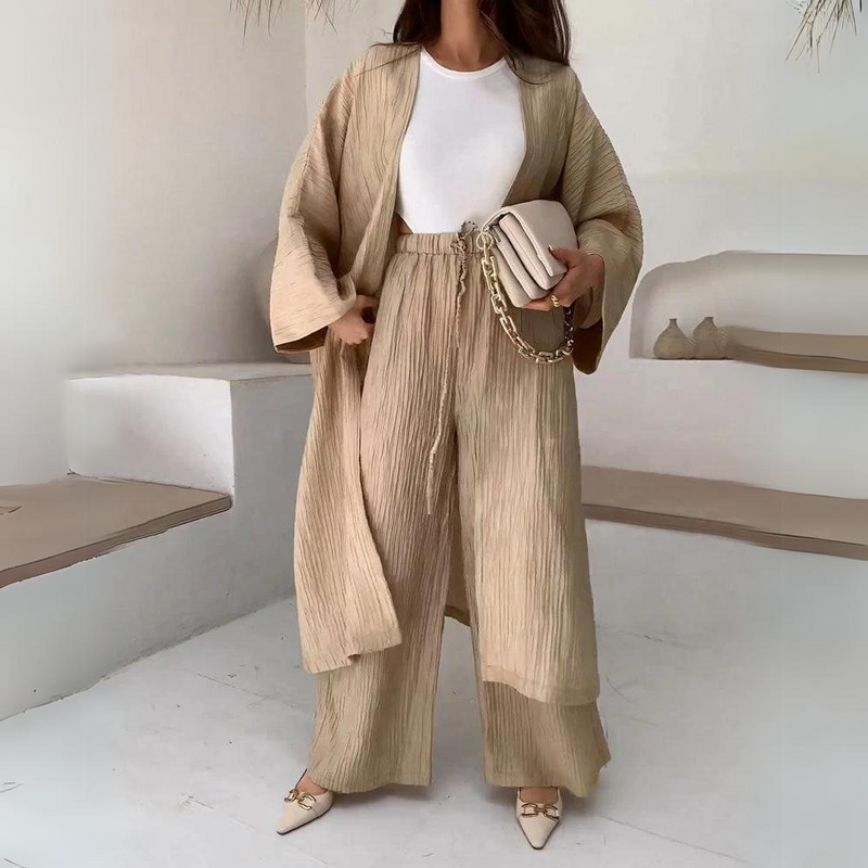 Gracefully Styled Garment for Any Occasion