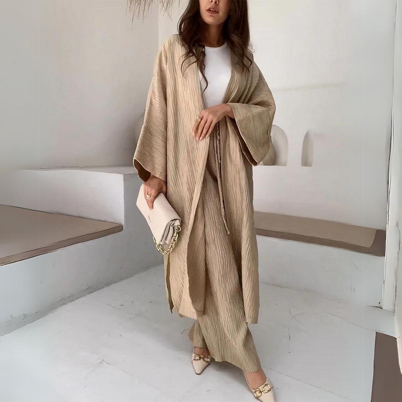 Gracefully Styled Garment for Any Occasion