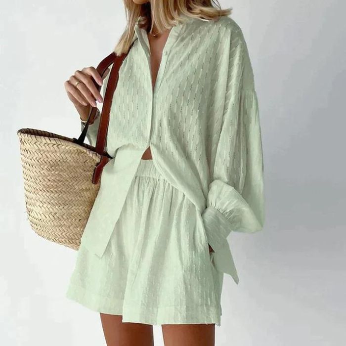 Beautifully Finished Garment in a Timeless Design