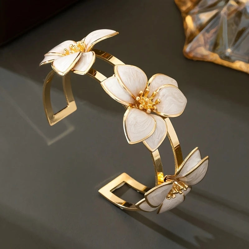 Käsintehty vintage Rannekoru