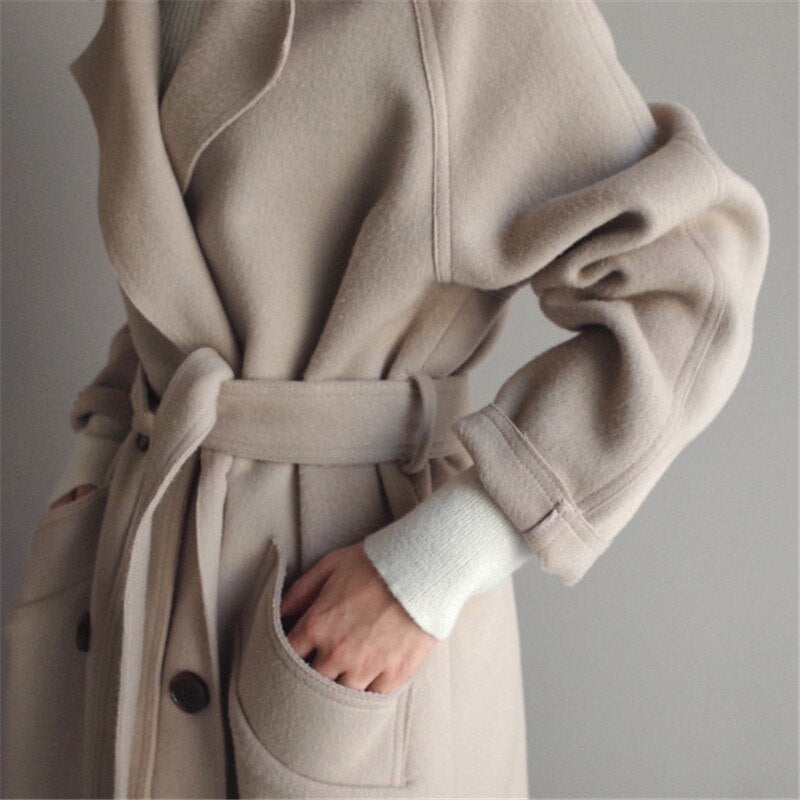 Beautifully Finished Coat in a Timeless Design