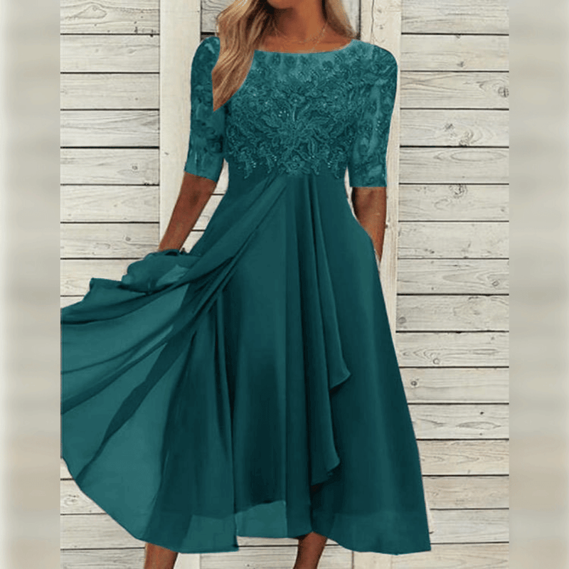 Sophisticated Dress with a Clean Classic Look