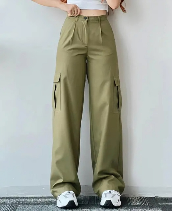 Sophisticated Pants with a Clean Classic Look