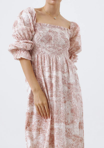 Beautifully Crafted Dress in a Classic Style