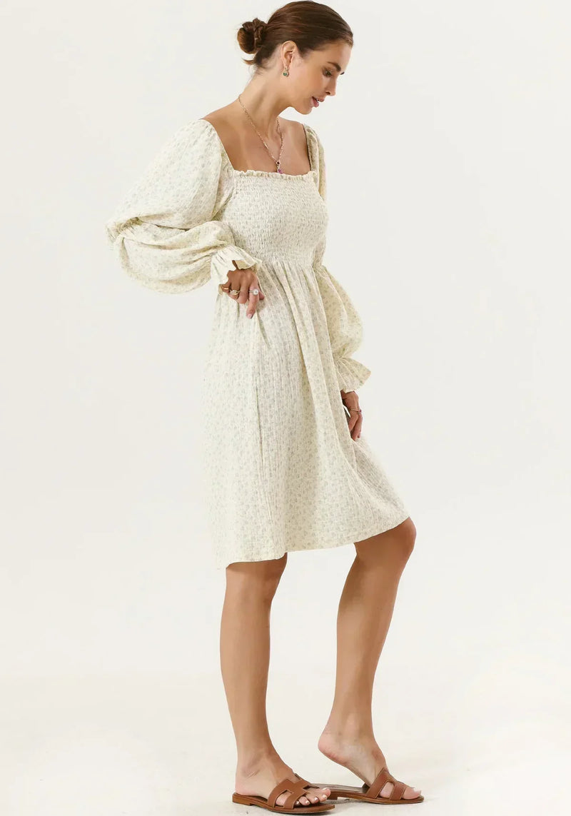 Beautifully Crafted Dress in a Classic Style