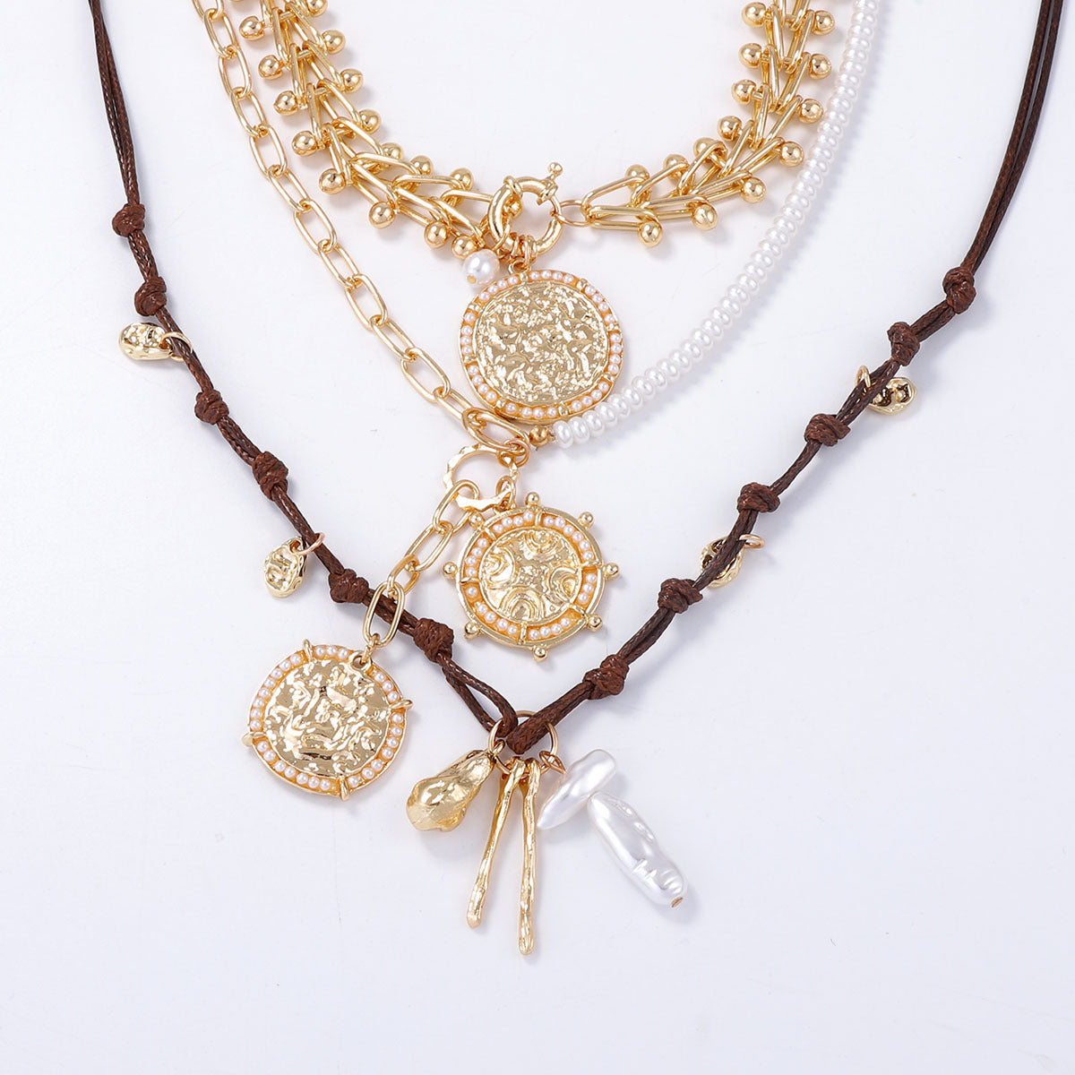 Romanttinen Helmi Kaulakoru erityisiin hetkiin